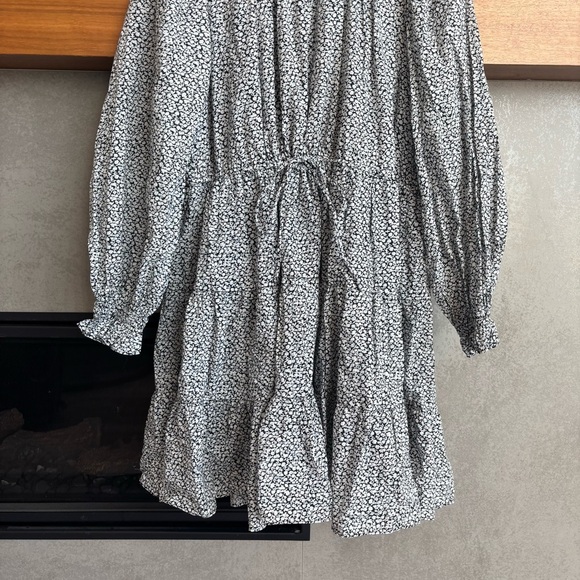 NWT & Other Stories Long Sleeves Mini Dress, Size L - Picture 4 of 16